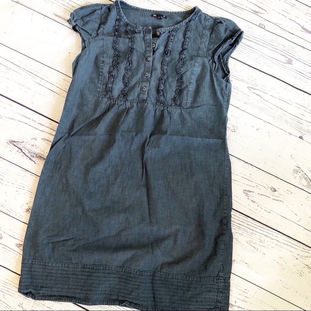 GAP l Medium denim dress
